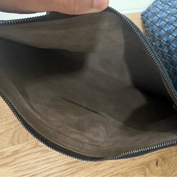 Bottega Veneta Cabat Crystal - Picture 10 of 17